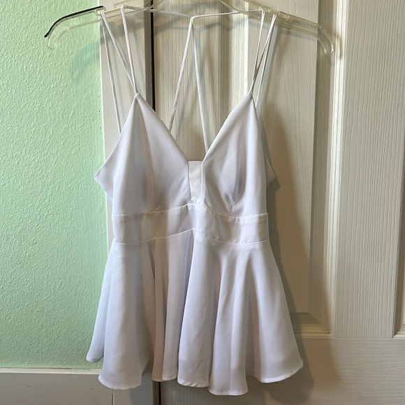 Express Tops - Express white cami